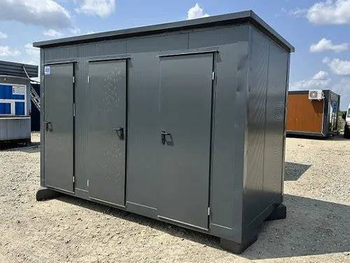CONTENEDOR SANITARIO CON 3 CABINAS