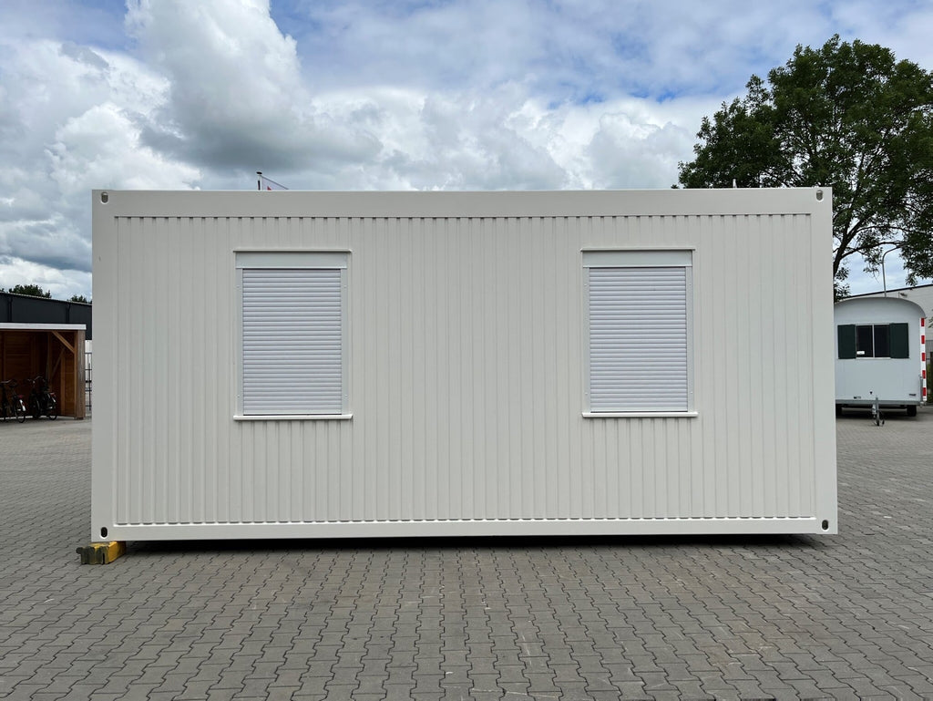 CONTENEDOR DE OFICINA 6 X 3 M CON DOS VENTANAS LATERALES