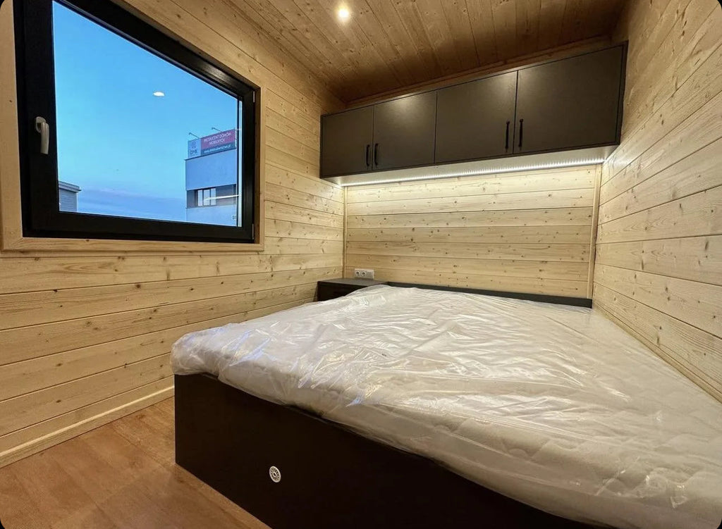 CASA MÓVIL MONTANAS (10 X 3,8 M)