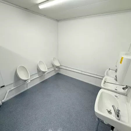 BLOQUE SANITARIO DE 24 PIES